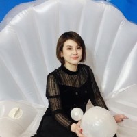 Chloe Lee Email