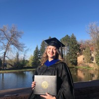 Halfdays Employee Chloe Giroux's profile photo