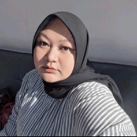 Opie Utami Email