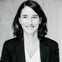 Julia Hyna Email