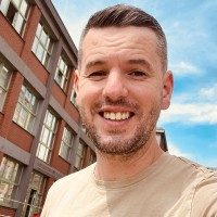 Tomáš Velech Email