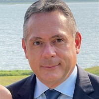 Ernane Abrahão Email & Phone Number