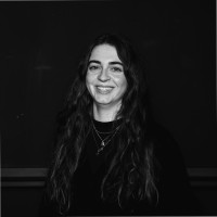 iq digital media marketing gmbh Employee Miriam Avramov's profile photo
