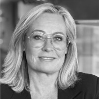 Nina Ulvinen Email & Phone Number