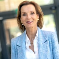 Hélène Dort Email