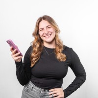 Taylor Dye Email & Phone Number