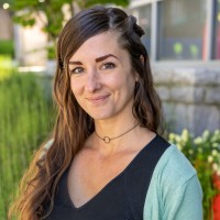 Holly Holcomb Email & Phone Number