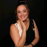 Maria Luz Irureta Email
