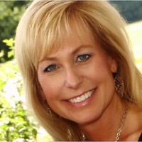 Janell Horn Email & Phone Number