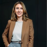 Nora Gollek Email