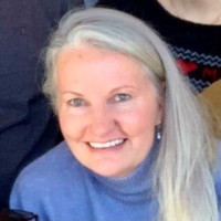 Crystal Bradshaw Email & Phone Number