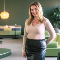 Julia Boberg Email & Phone Number