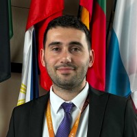 Mustafa Özbek Email