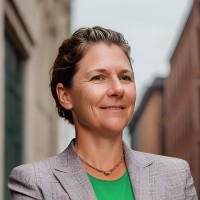 Amber Tomasch Email & Phone Number