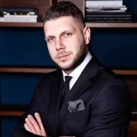 Piotr Bartecki Email