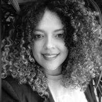 Isis Beatriz Beretta Lopes Email & Phone Number