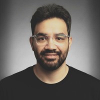 TheFluentWorld.com Employee Alex Bencomo's profile photo
