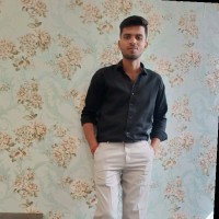 Leave Code Employee Manu Chikara's profile photo