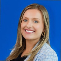 Case Status Employee Lindsay's profile photo