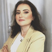 Équijustice Employee Oumnia Ghomari's profile photo