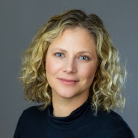 Danielle Burns Email & Phone Number