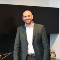 Bas van der Voet Email