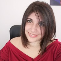 Sissy Themeli Email