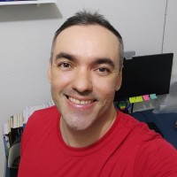 Robert Oliveira Email