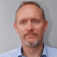 Lars Bang Email