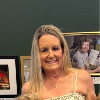 Stacey Levitt Email & Phone Number