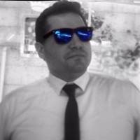 Álex G. Azcona . Email