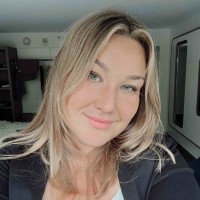 Amelia Perrin Email & Phone Number