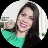 Vivara Employee Ester Lopes's profile photo