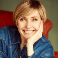 Kateryna Malykhina Email