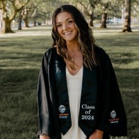 Deschutes River Alliance Employee Chloë Courtney's profile photo