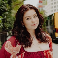 R2Net Inc - JamesAllen.com Employee Avery Tyson's profile photo