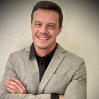 Leon Pretorius Email