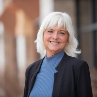 Cindy Warren Email & Phone Number