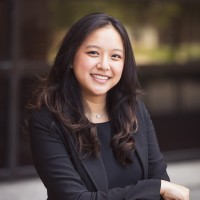 Caitlin Uyen-Thuong Email