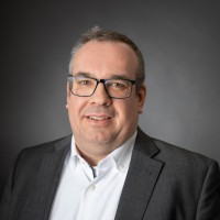 Matthias Schöbl Email