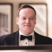 Daniel Niesing Email