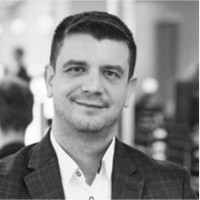 Marcin Stanik Email