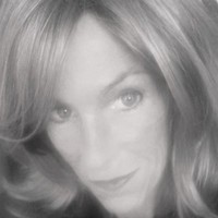 Illona Schneider Email