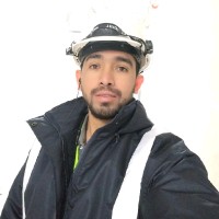 Simplify Employee Elver Bermeo Herrera's profile photo
