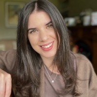 Publicize Employee Zena al Maskari's profile photo