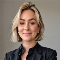 Insignia Financial Employee Krista Pearce's profile photo