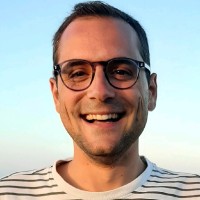 Jonathan Nowakowski Email
