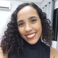 Priscilla Vasconcelos Email