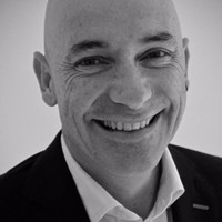 Roberto Guisasola Email