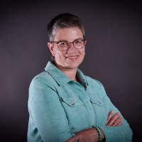 Iris Schnepper Email